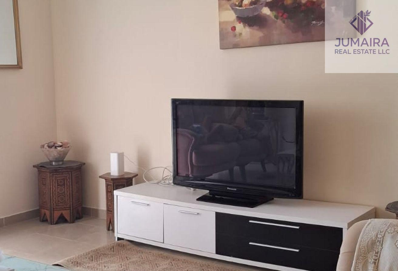 Full Sea View Renovated Apartment Steps TO BEACH