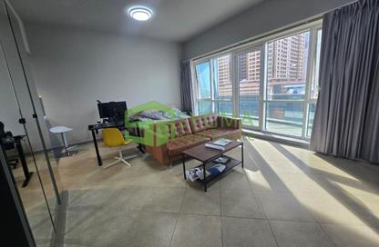 Apartment - Studio - 1 Bathroom for rent in Madison Residency - Barsha Heights (Tecom) - Dubai