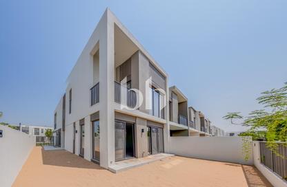 Townhouse - 4 Bedrooms - 3 Bathrooms for rent in Aura Gardens - Tilal Al Ghaf - Dubai