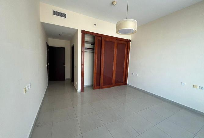 67442192 - Property Image 3