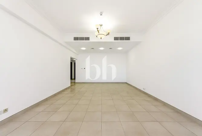 156043955 - Property Image 2