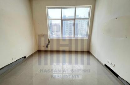 Apartment - 1 Bedroom - 1 Bathroom for rent in Muwaileh 3 Building - Muwaileh - Sharjah