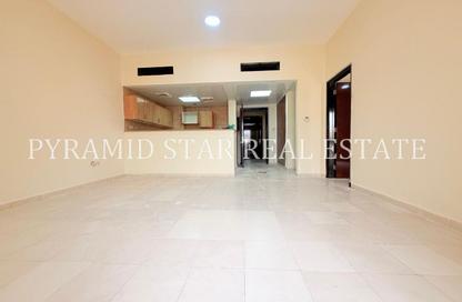 Whole Building - 2 Bedrooms - 2 Bathrooms for rent in England Cluster - International City - Dubai