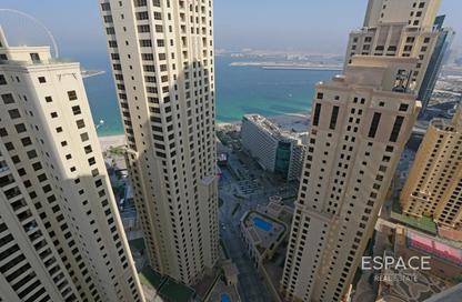 Apartment - 2 Bedrooms - 3 Bathrooms for sale in Rimal 1 - Rimal - Jumeirah Beach Residence - Dubai