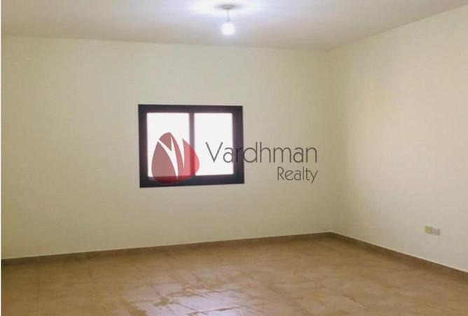 2OkEXtaOSNU - Property Image 2