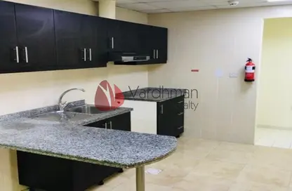 Apartment - 1 Bedroom - 1 Bathroom for rent in Silicon Gates 1 - Silicon Gates - Dubai Silicon Oasis - Dubai
