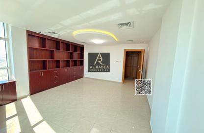 Apartment - 3 Bedrooms - 4 Bathrooms for rent in Al Rumailah building - Al Rumailah 2 - Al Rumaila - Ajman Apartment - 3 Bedrooms - 4 Bathrooms for rent in Al Rumailah building - Al Rumailah 2 - Al Rumaila - Ajman