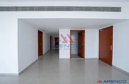 شقة - 3 غرف نوم - 4 حمامات للايجار في بناية زينه - بورسعيد - ديرة - دبي شقة - 3 غرف نوم - 4 حمامات للايجار في بناية زينه - بورسعيد - ديرة - دبي