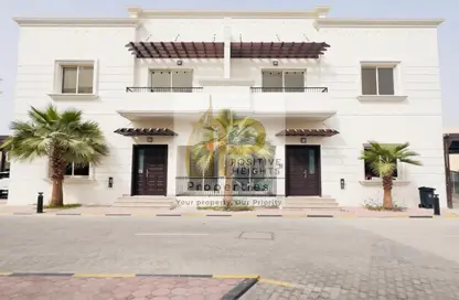 Apartment - 3 Bedrooms - 4 Bathrooms for rent in Al Barsha 1 Villas - Al Barsha 1 - Al Barsha - Dubai