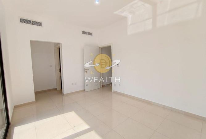 108172119 - Property Image 3