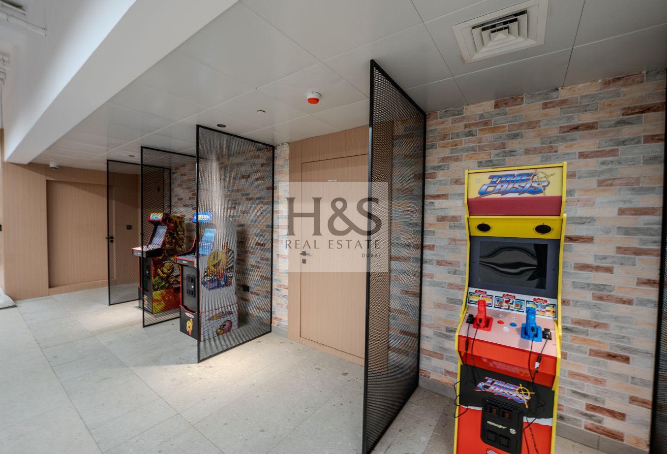 Fully Furnished | Dewa Included | Multiple Cheques photo 14