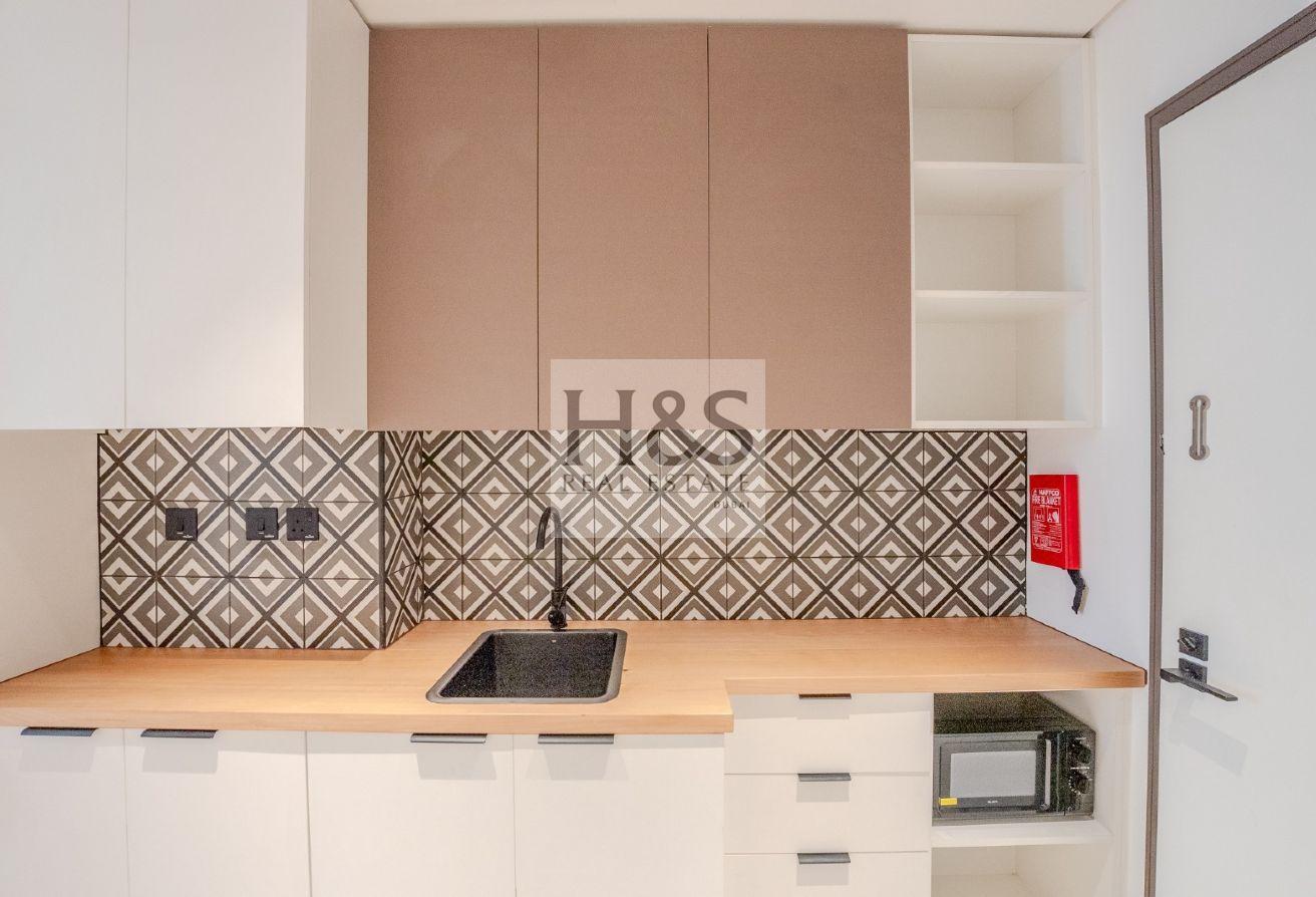 Fully Furnished | Dewa Included | Multiple Cheques photo 7