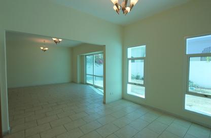 Villa - 4 Bedrooms - 5 Bathrooms for rent in Mirdif Villas - Mirdif - Dubai