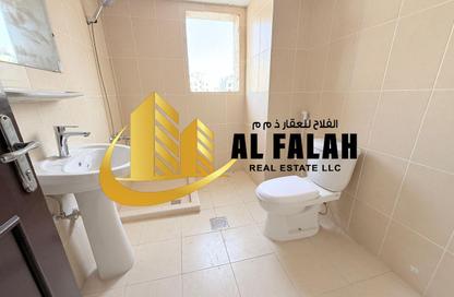 Apartment - 2 Bedrooms - 2 Bathrooms for rent in Abu Shagara building - Abu shagara - Sharjah