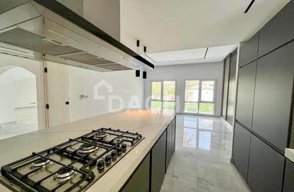 Villa - 5 Bedrooms - 5 Bathrooms for rent in Meadows 9 - Meadows - Dubai
