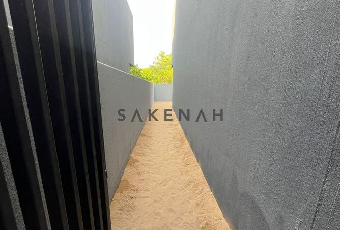 81930086 - صورة العقار 2