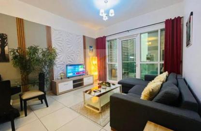 Apartment - 1 Bedroom - 2 Bathrooms for sale in Marina Pinnacle - Dubai Marina - Dubai