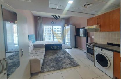 Apartment - Studio - 1 Bathroom for rent in Marina View Tower A - Marina View - Dubai Marina - Dubai