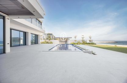 Villa - 5 Bedrooms - 6 Bathrooms for sale in Jumeirah Bay Island Villas - Jumeirah Bay Island - Jumeirah - Dubai
