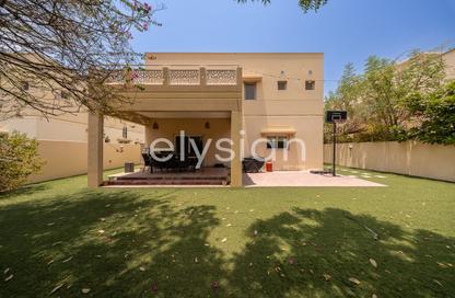 Villa - 4 Bedrooms - 5 Bathrooms for rent in Meadows 9 - Meadows - Dubai