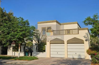 Villa - 3 - 4 for rent in District 8 - Jumeirah Park - Dubai Villa - 3 - 4 for rent in District 8 - Jumeirah Park - Dubai