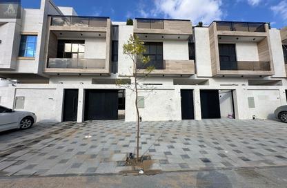 Villa - 5 Bedrooms - 7 Bathrooms for sale in Al Yasmeen 1 - Al Yasmeen - Ajman