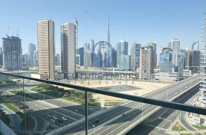 Apartment - 2 - 3 for rent in SOL Bay - Business Bay - Dubai