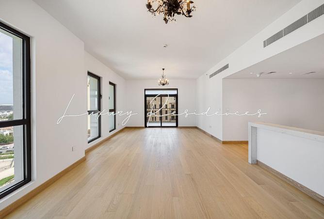 74232084 - Property Image 2