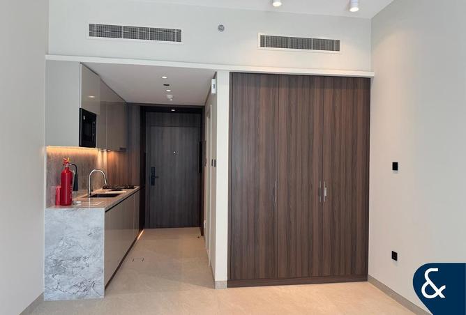 Brand New Stonehenge | Spacious | Vacant