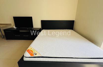 Apartment - Studio - 1 for rent in Goldcrest Executive - JLT Cluster C - Jumeirah Lake Towers - Dubai