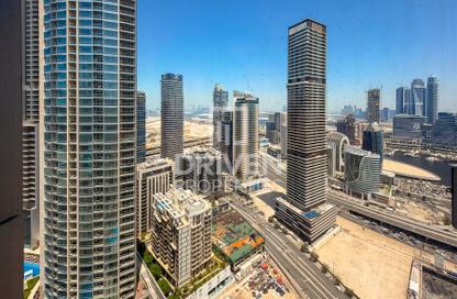 Apartment - 3 Bedrooms - 3 Bathrooms for sale in Boulevard Point - Downtown Dubai - Dubai
