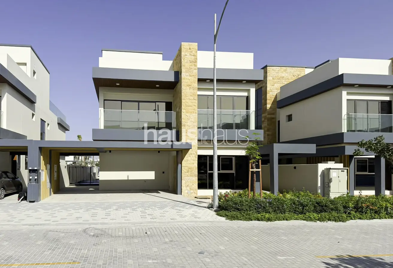 160101041 - Property Main Image