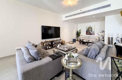Apartment - 2 Bedrooms - 3 Bathrooms for sale in Marina Arcade Tower - Dubai Marina - Dubai