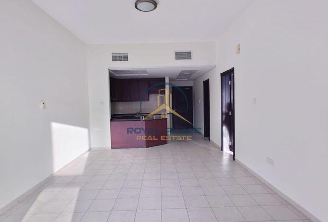 82804089 - Property Main Image