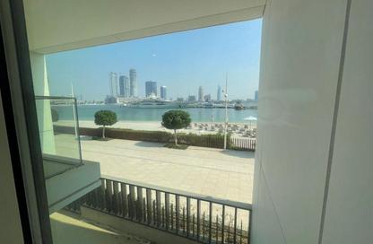 Apartment - 3 Bedrooms - 3 Bathrooms for rent in Palace Beach Residence Podium - Emaar Beachfront - Dubai Harbour - Dubai