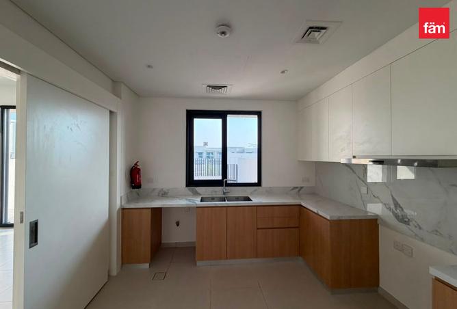 127030452 - Property Image 3
