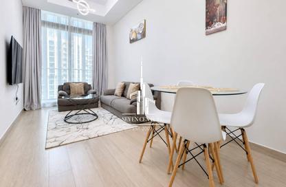 Apartment - 1 - 2 for sale in Fawad Azizi Residence - Dubai Healthcare City 2 - Al Jaddaf - Dubai