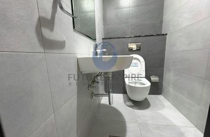 Apartment - 2 Bedrooms - 3 Bathrooms for rent in Iltemas Residence - Jumeirah Garden City - Al Satwa - Dubai