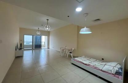 Apartment - 2 Bedrooms - 3 Bathrooms for sale in Asas Tower - Al Khan Lagoon - Al Khan - Sharjah