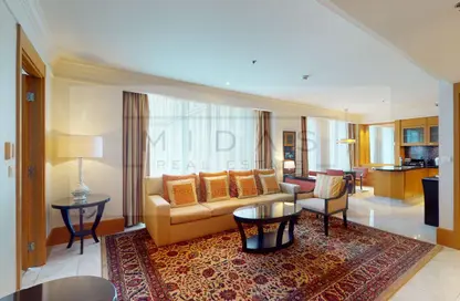 Hotel  and  Hotel Apartment - 1 Bedroom - 2 Bathrooms for rent in Ritz Carlton - DIFC - Dubai