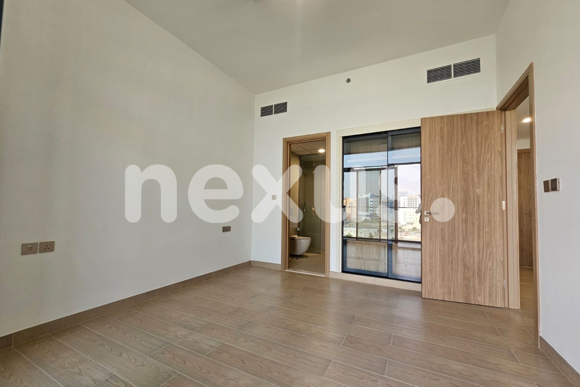 Vacant | Bright And Spacious | Full Park View