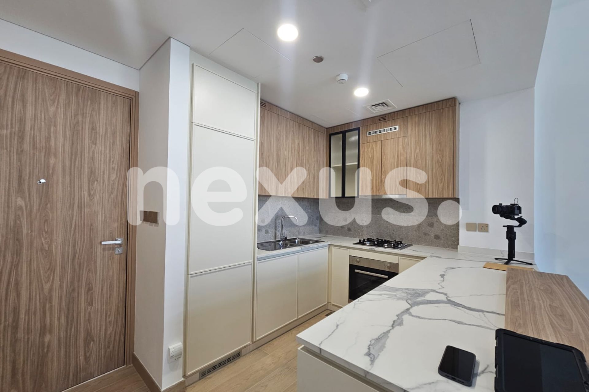 Vacant | Bright And Spacious | Full Park View