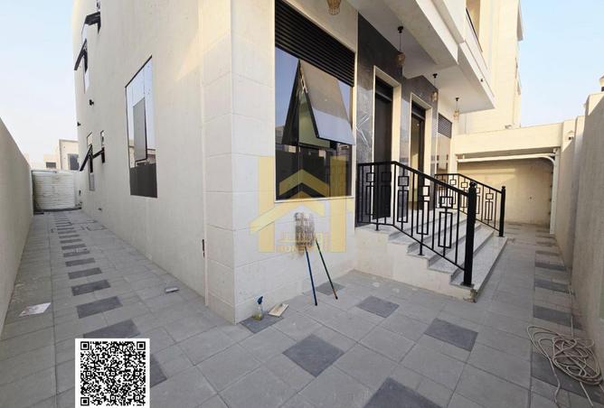 93160922 - Property Image 3