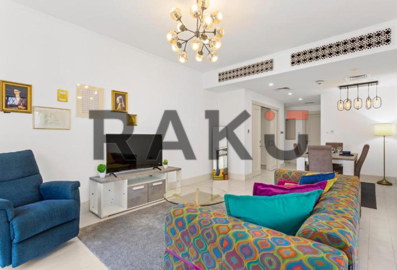 Boutique Mid-rise living with Burj Khalifa Views photo 6