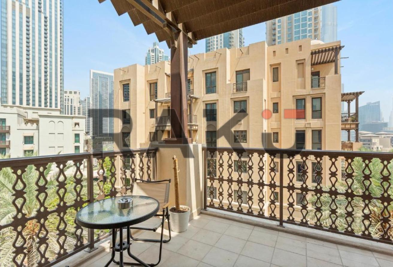 Boutique Mid-rise living with Burj Khalifa Views photo 4