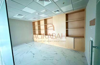 Office Space - Studio for rent in Bay Square Building 8 - Bay Square - Business Bay - Dubai