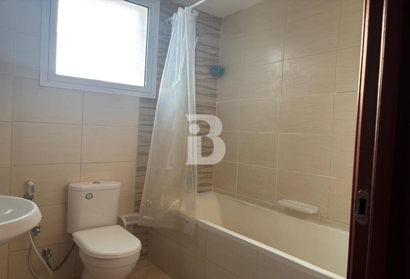 Spacious and Beautiful Studio | Mid Floor | Vacant photo 13