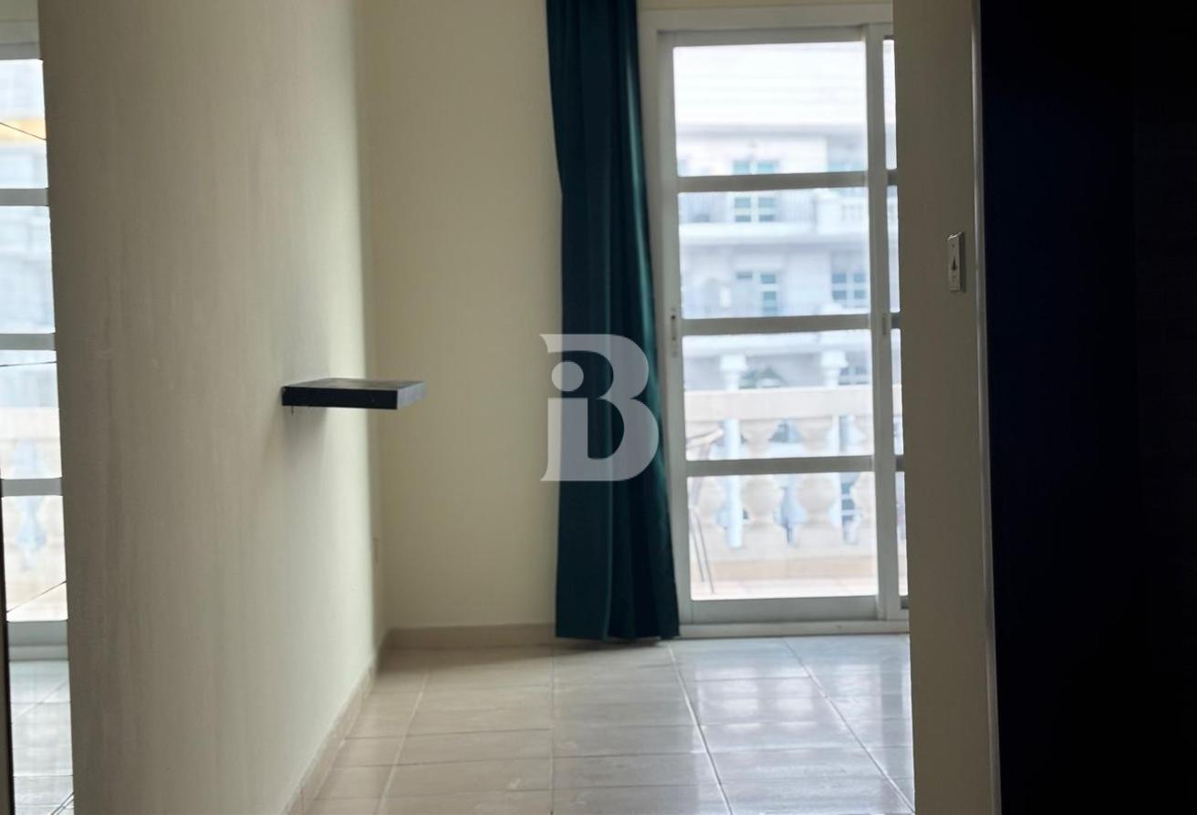 Spacious and Beautiful Studio | Mid Floor | Vacant photo 9