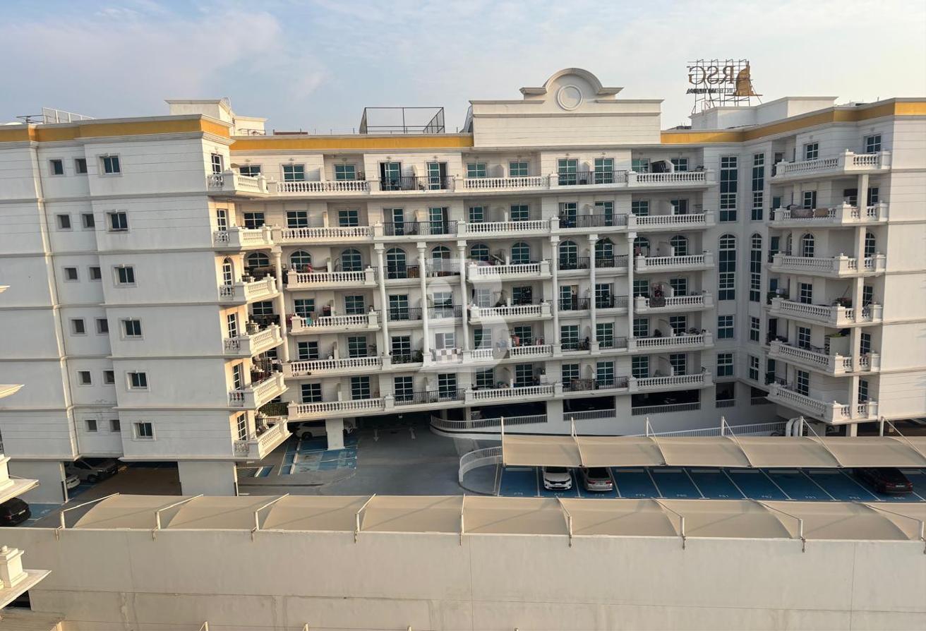 Spacious and Beautiful Studio | Mid Floor | Vacant photo 20