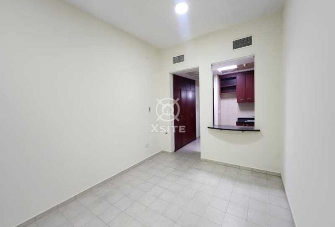 70670358 - Property Main Image